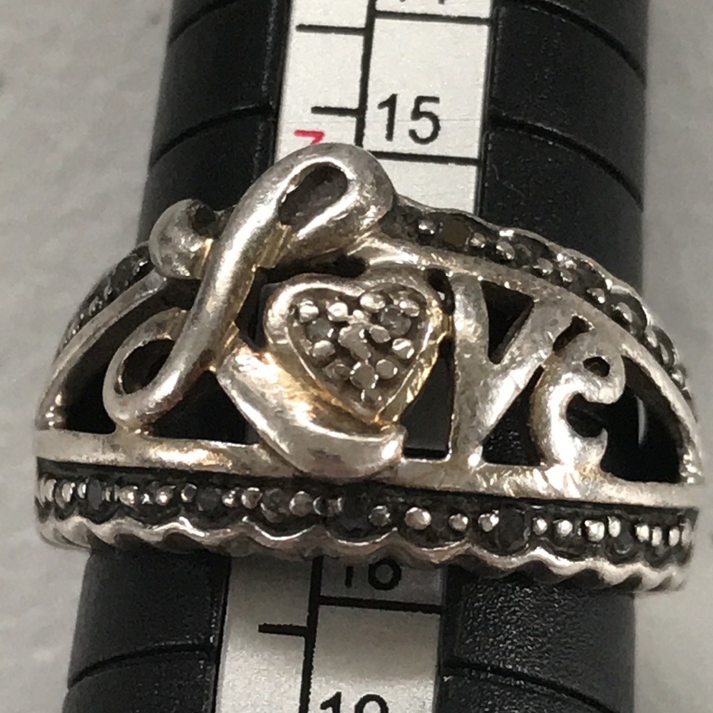 925 Sterling Silver “Love” Ring Logo with Diamond Chip Accents Size 7.75 - Picture 8 of 11
